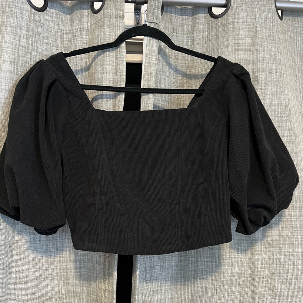 Entro Black Puff Sleeve Blouse